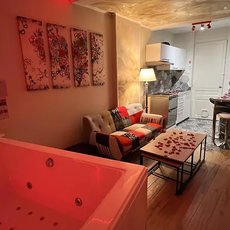 La Parenthese Bed & Breakfast 3*